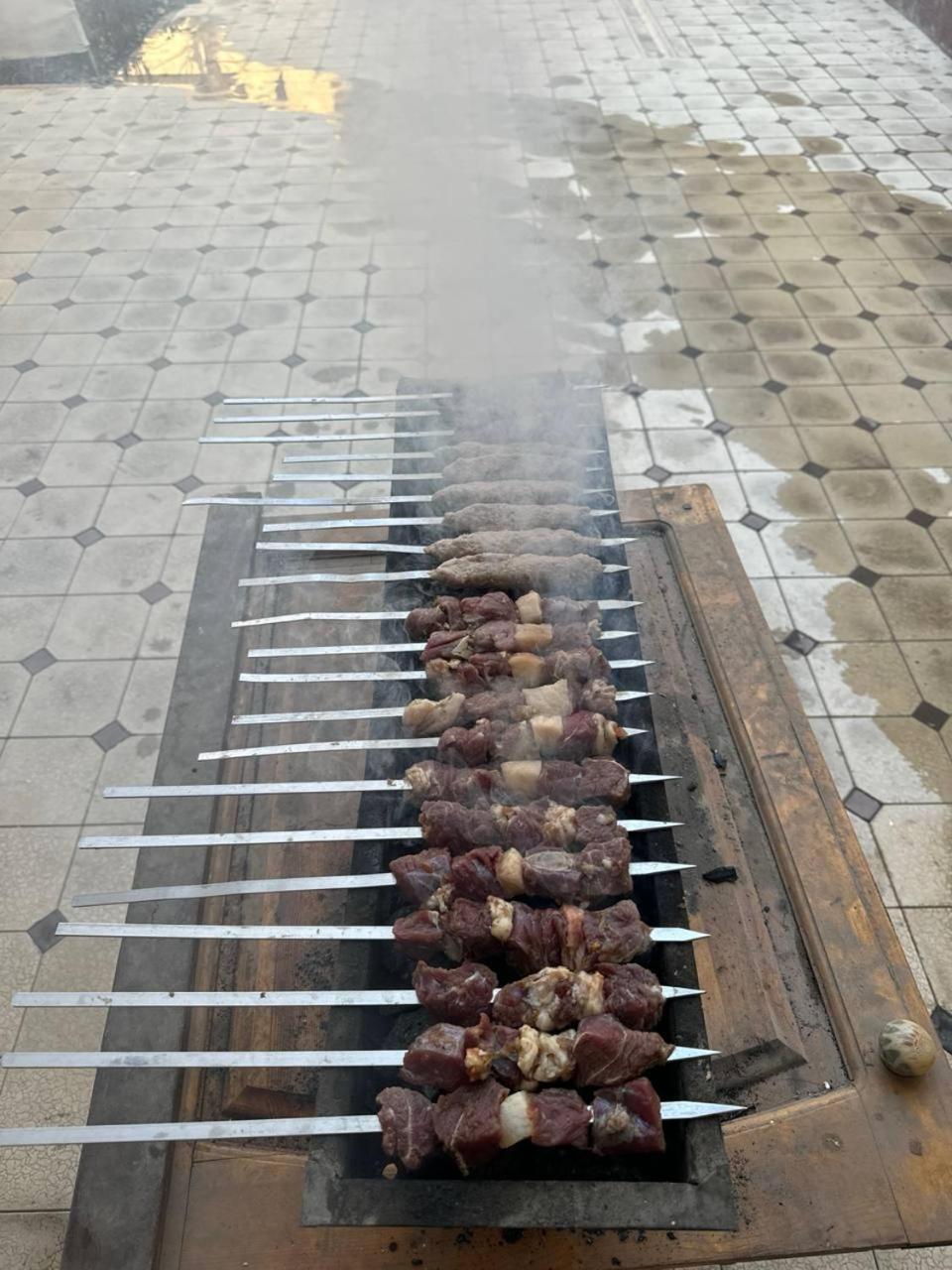 Дом Отель Бадамзар 塔什干 外观 照片